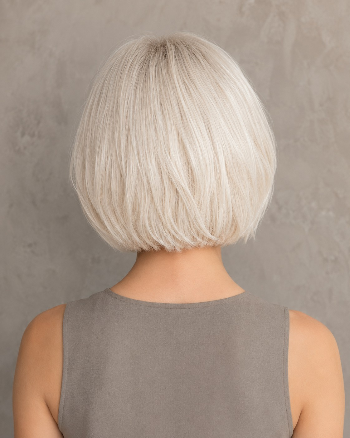 Cloud Velvet | Voluminous Platinum Layered Bob Wig